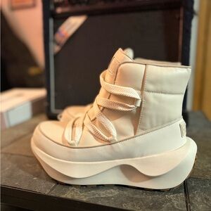 The North Face Halseigh Winter Snow waterproof Boots sz 10 NEW